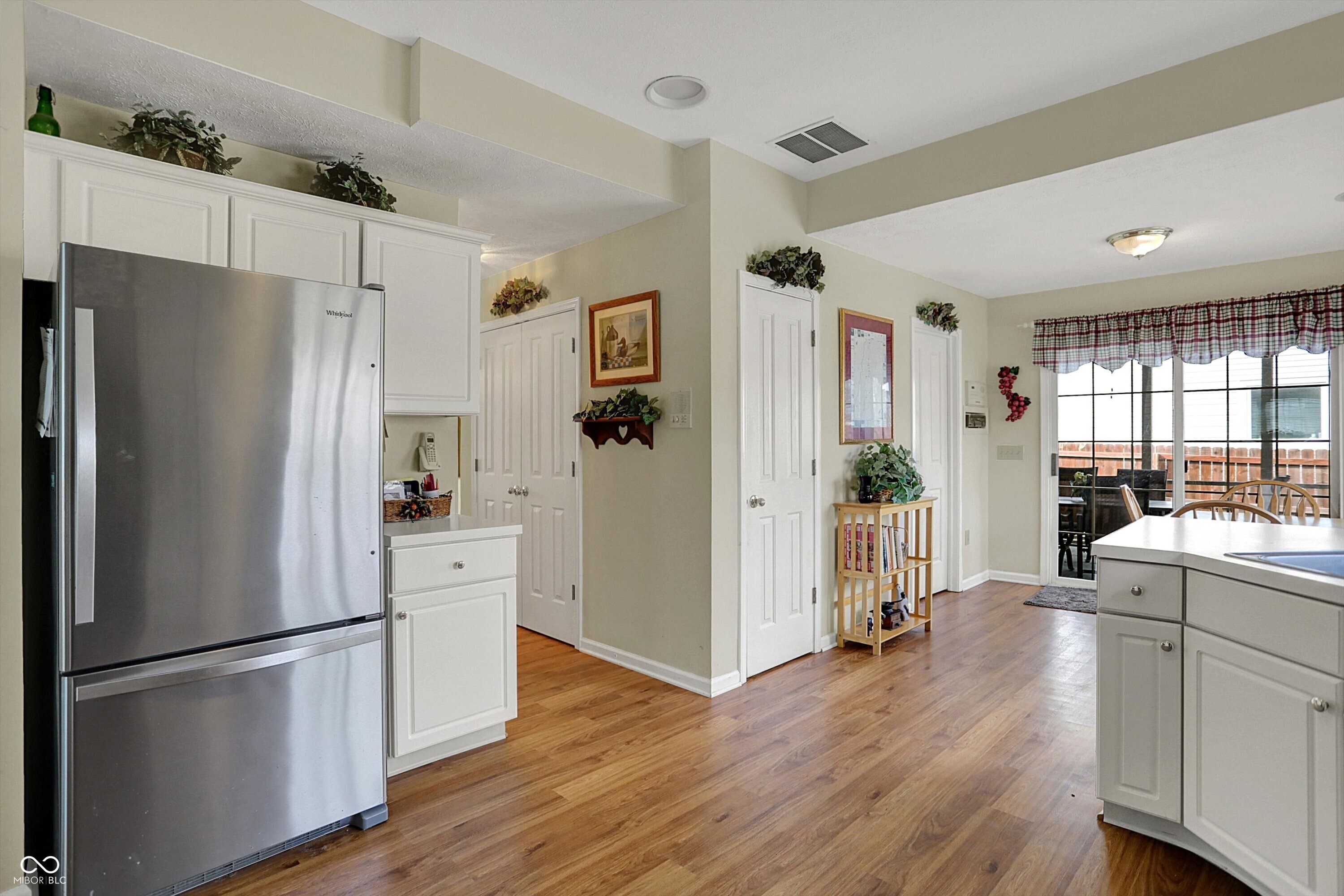 11247 Reflection Point Drive Fishers, IN 46037 - Photo 13 of 54 Gallery Image 13