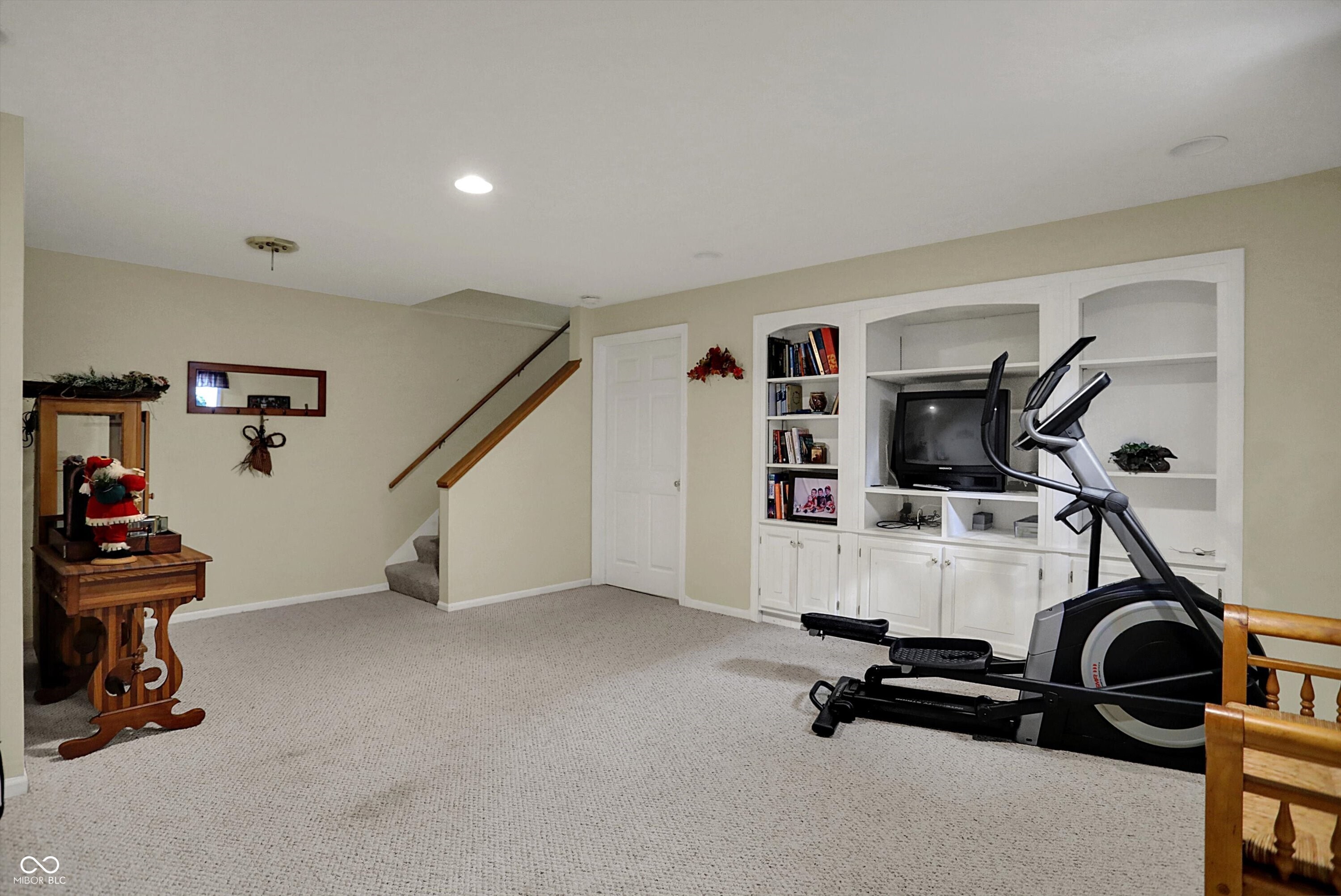 11247 Reflection Point Drive Fishers, IN 46037 - Photo 33 of 54 Gallery Image 33