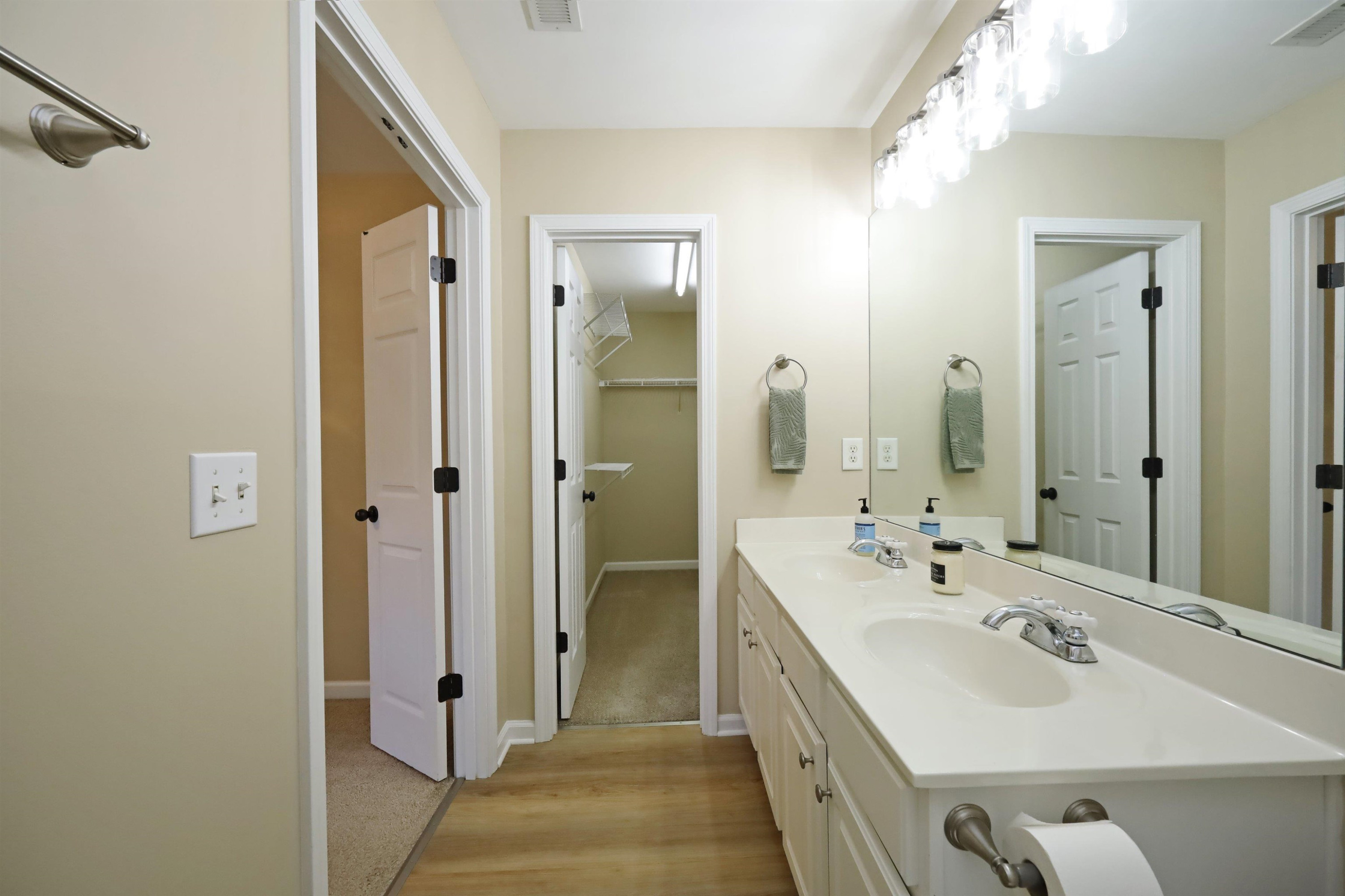 5405 Bayside Court Raleigh, NC 27613 - Photo 11 of 18 Photo 11
