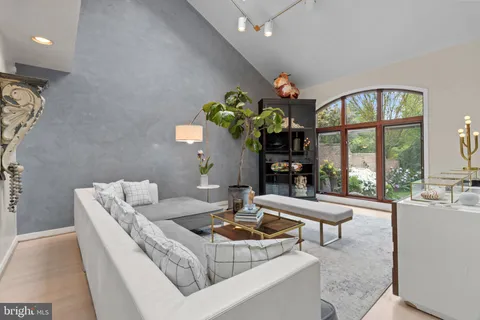 $849,900 | 119 Bellant Circle, Wilmington, DE 19807