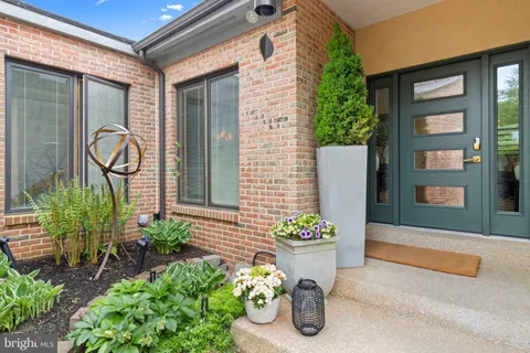 $849,900 | 119 Bellant Circle, Wilmington, DE 19807