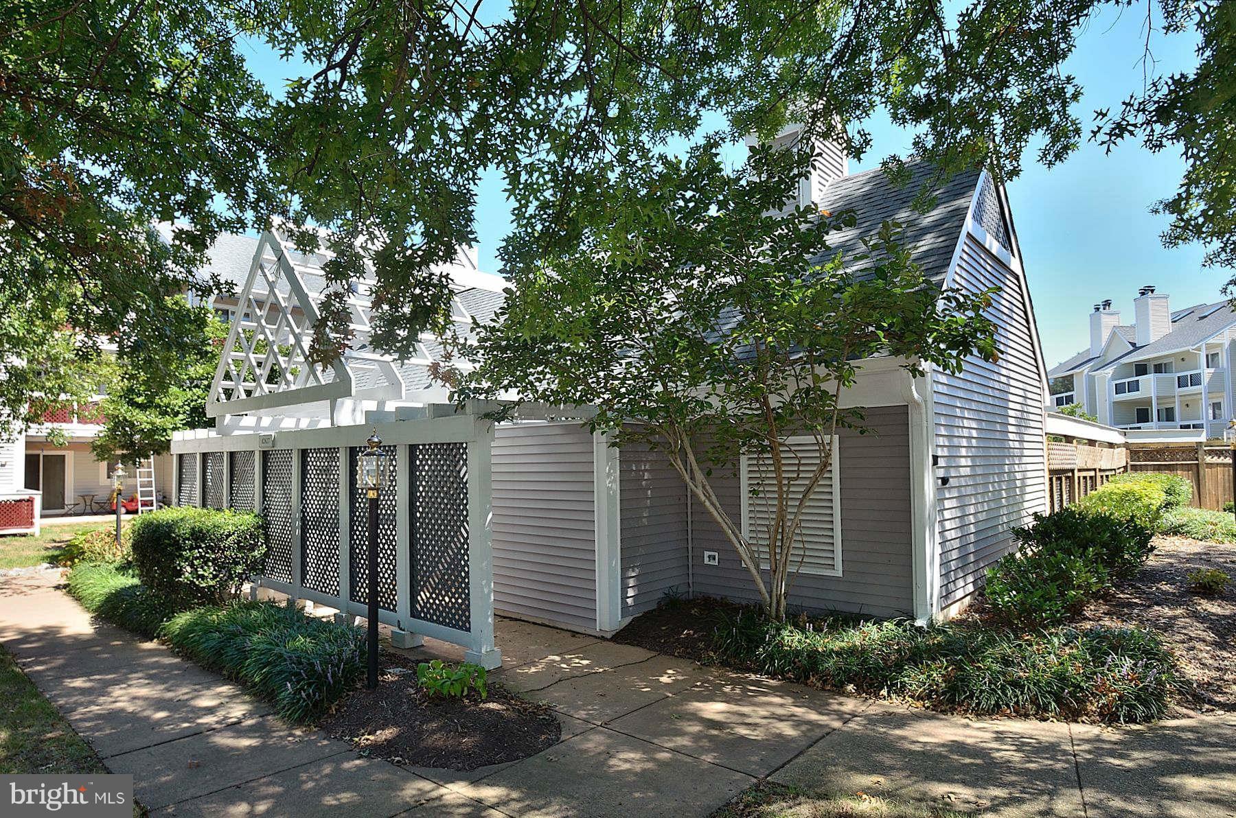 12889 A Grays Pointe Road, Unit A Fairfax, VA 22033 - Photo 14 of 16 Community