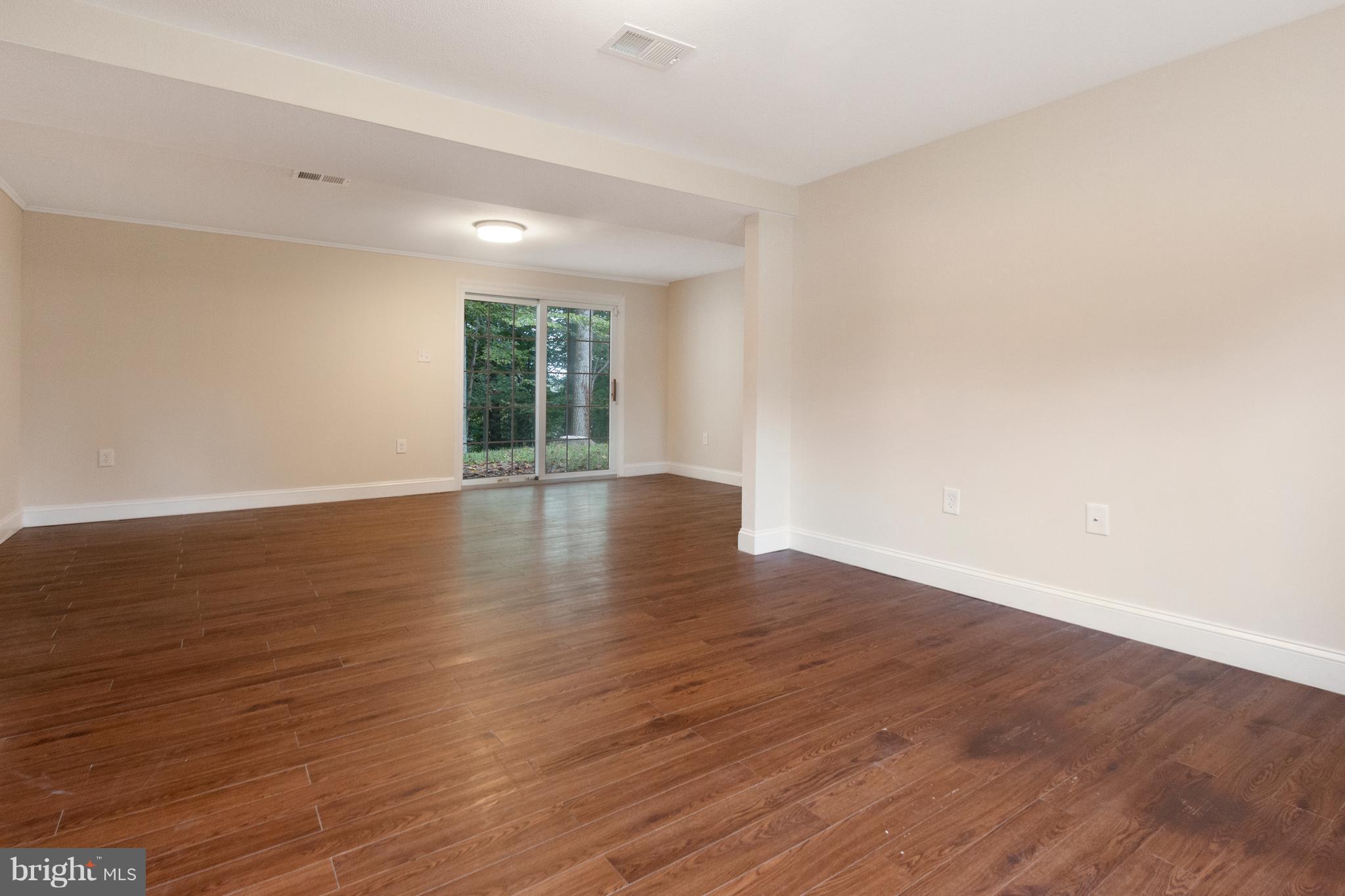 13809 Delaney Road Woodbridge, VA 22193 - Photo 23 of 30 Family Room