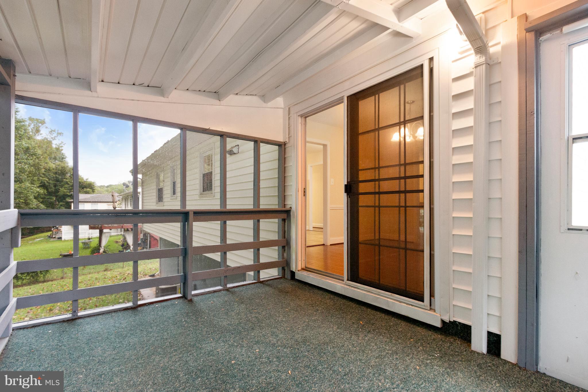 13809 Delaney Road Woodbridge, VA 22193 - Photo 28 of 30 Screened Porch