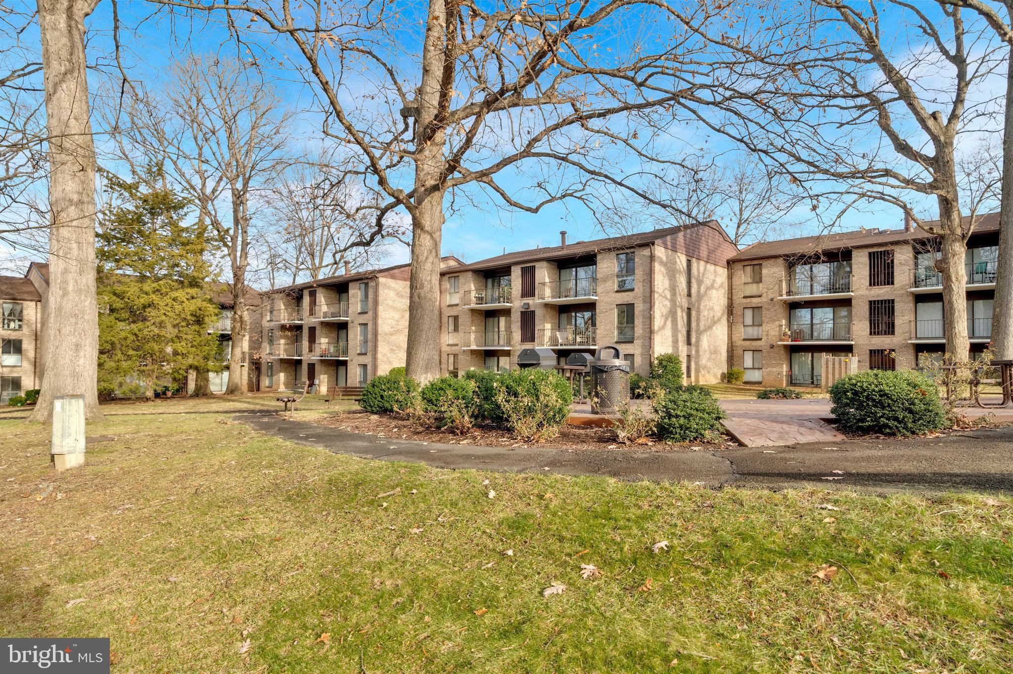 2014 Colts Neck Road, Unit 8/11B Reston, VA 20191 - Photo 26 of 29 Gallery Image 26