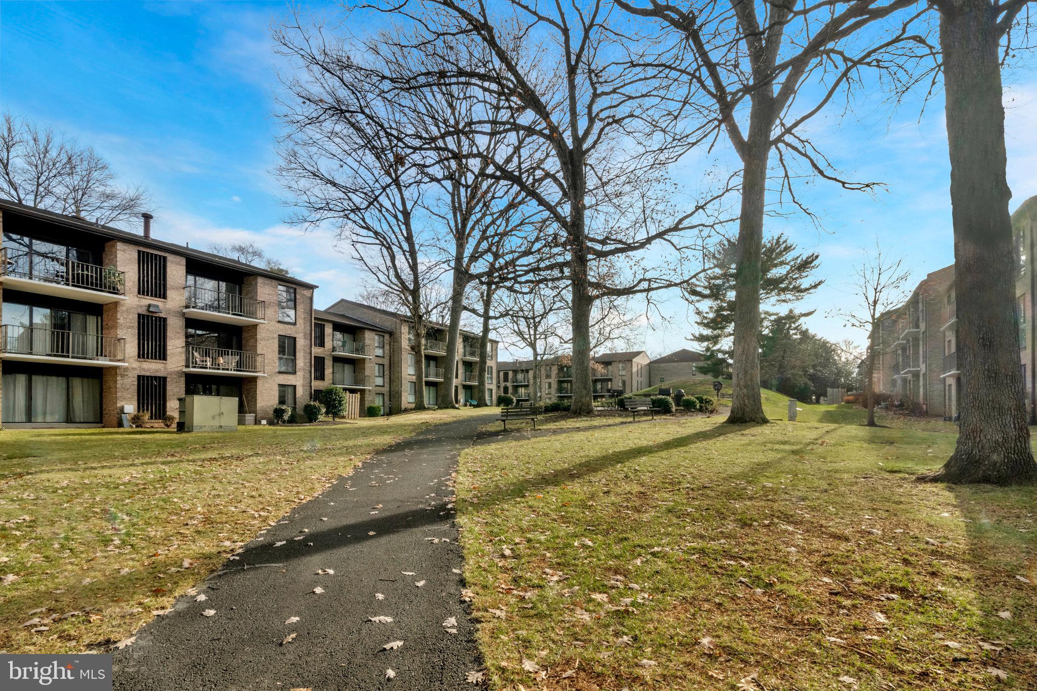 2014 Colts Neck Road, Unit 8/11B Reston, VA 20191 - Photo 27 of 29 Gallery Image 27