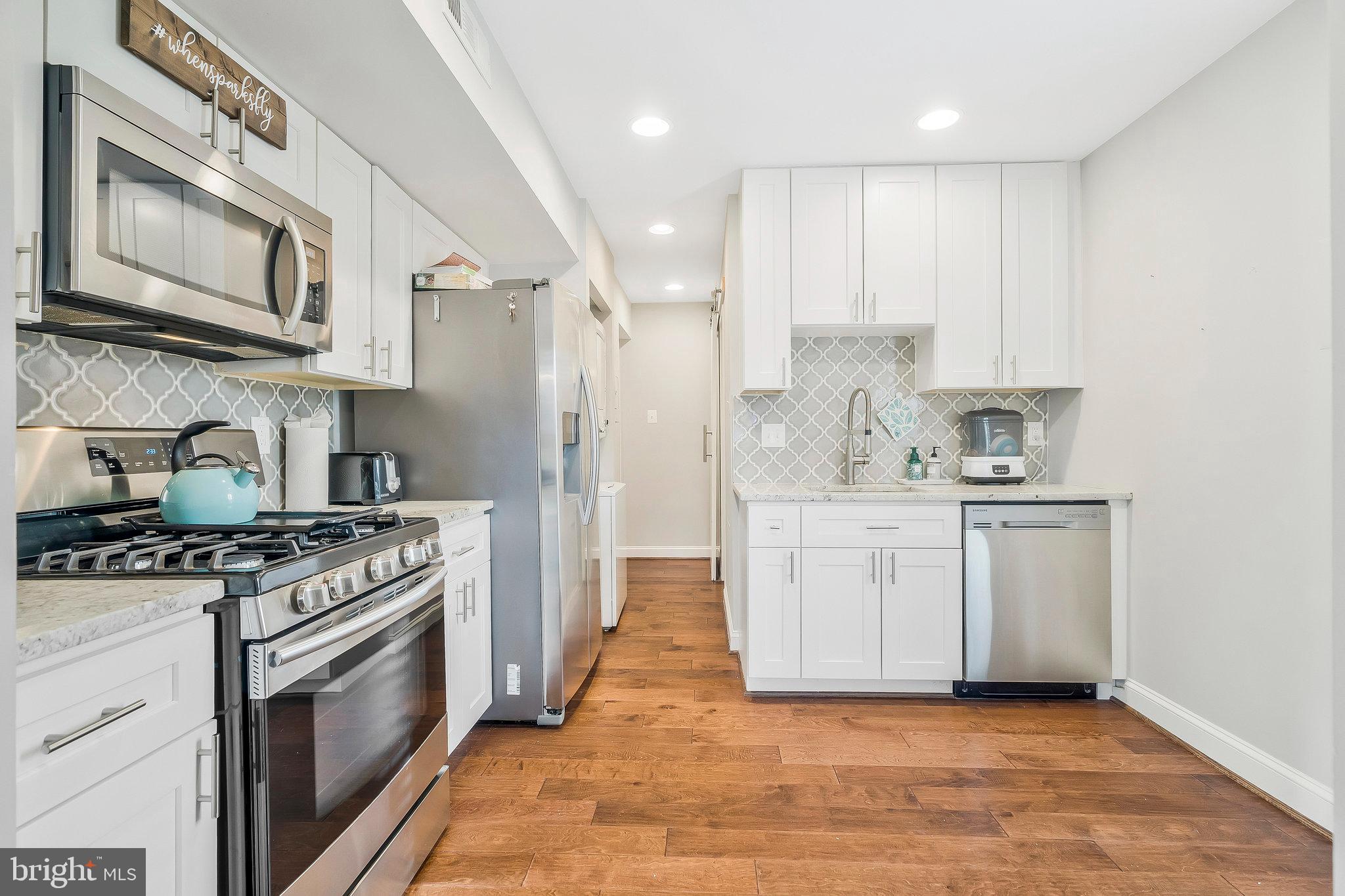 2014 Colts Neck Road, Unit 8/11B Reston, VA 20191 - Photo 9 of 29 Gallery Image 9