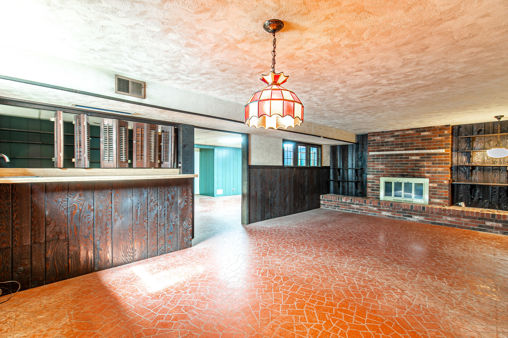 426 Beck Road Lindenhurst, IL 60046 - Photo 12 of 29