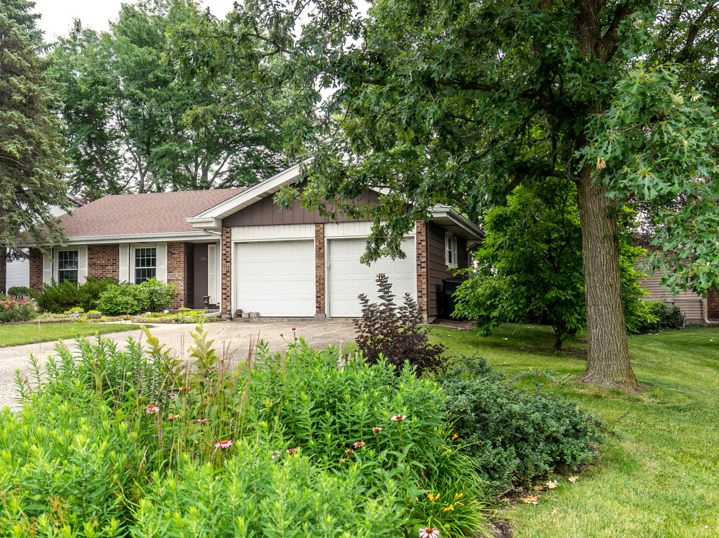426 Beck Road Lindenhurst, IL 60046 - Photo 22 of 29