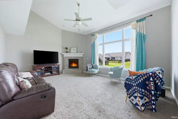 $369,900 | 2085 Lindenwood Avenue, Warsaw, IN 46580