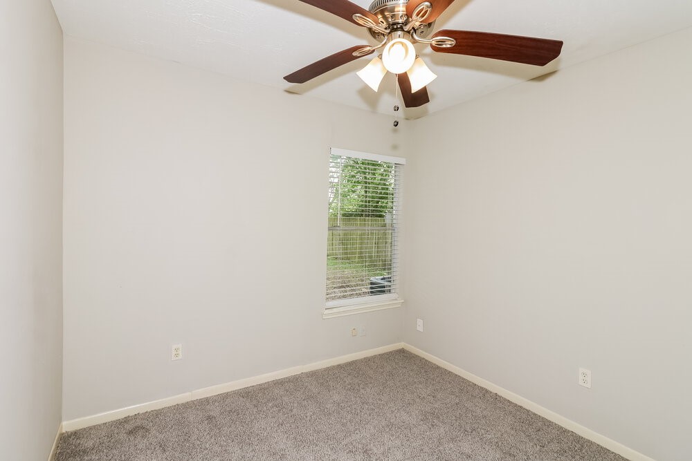 11611 Duane Street Houston, TX 77047 - Photo 14 of 16