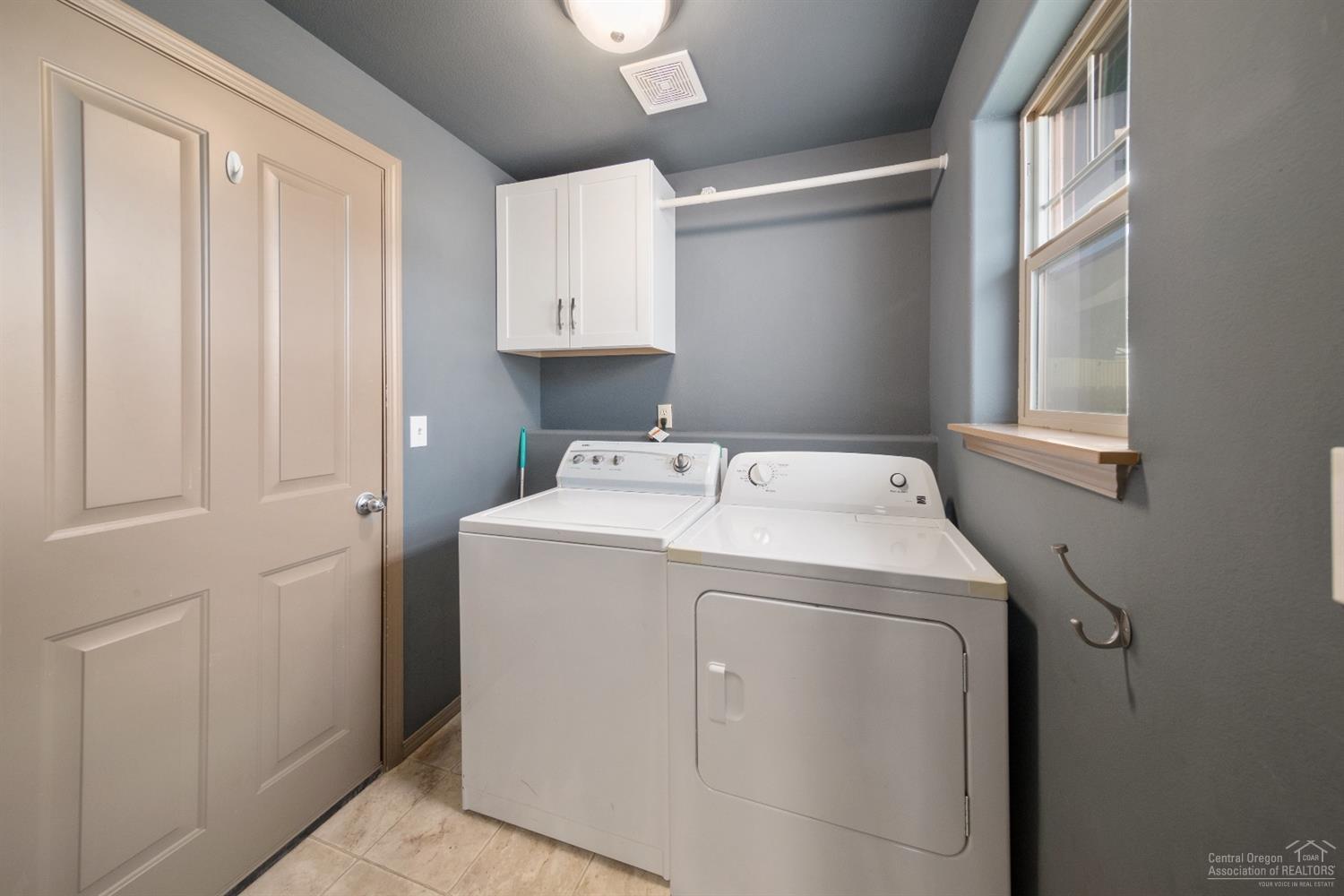 63305 Vogt Road Bend, OR 97701 - Photo 9 of 22 Additional Photo