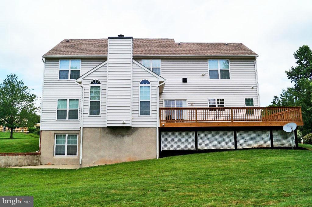 14416 Misty Valley Road Phoenix, MD 21131 - Photo 27 of 30 Exterior (Rear)