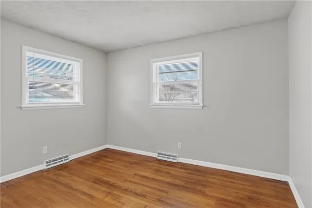 $279,950 | 505 East 90th Terrace, Kansas City, MO 64131