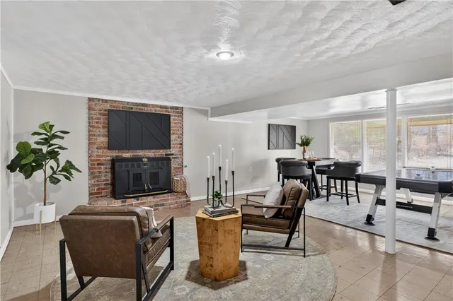 $279,950 | 505 East 90th Terrace, Kansas City, MO 64131