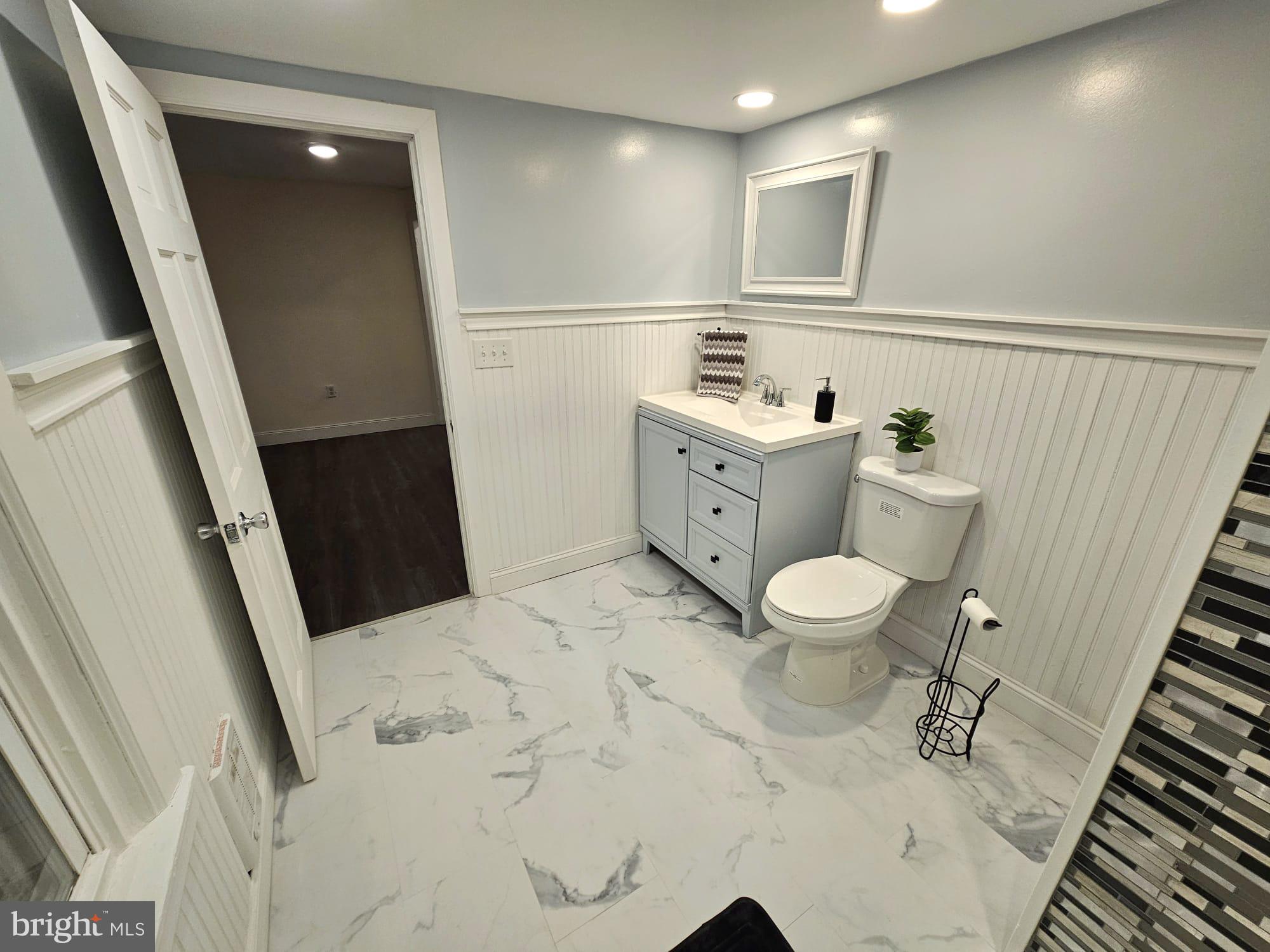 476 Spring Garden Street Reading, PA 19602 - Photo 3 of 9 Gallery Image 3
