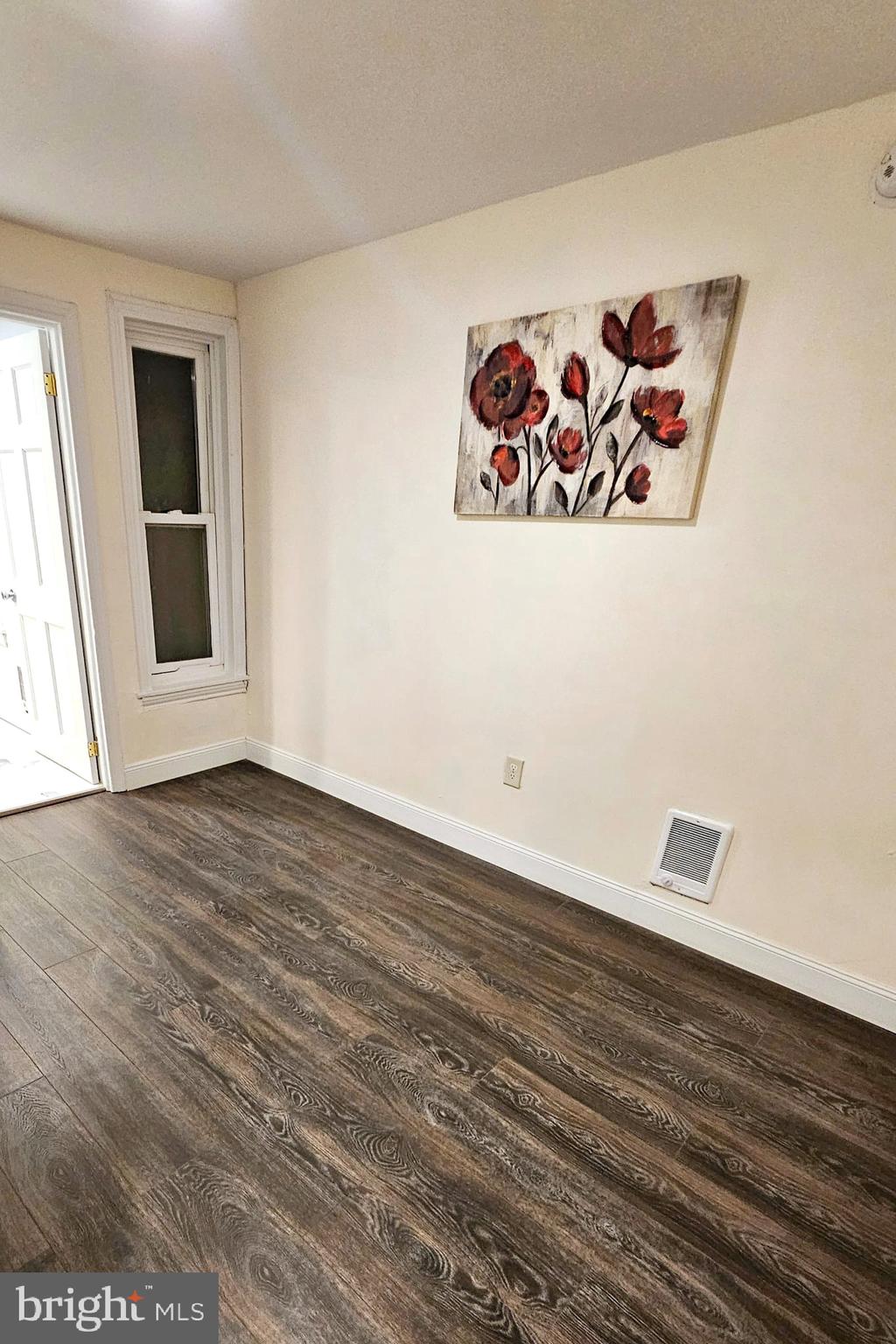 476 Spring Garden Street Reading, PA 19602 - Photo 5 of 9 Gallery Image 5