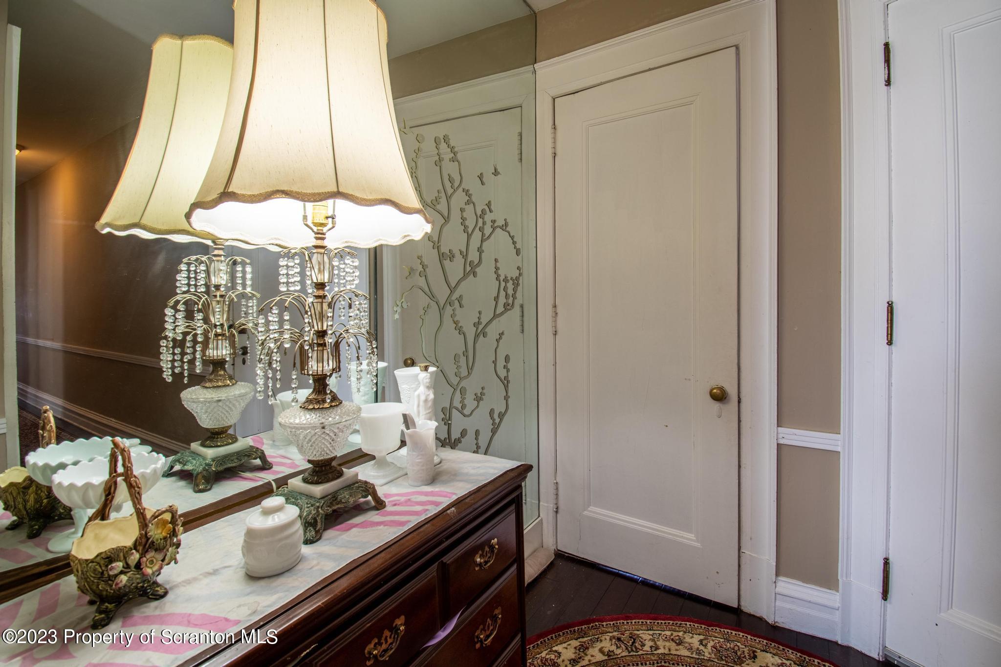 835 North Webster Avenue Scranton, PA 18510 - Photo 6 of 43 a table and chairs in a room