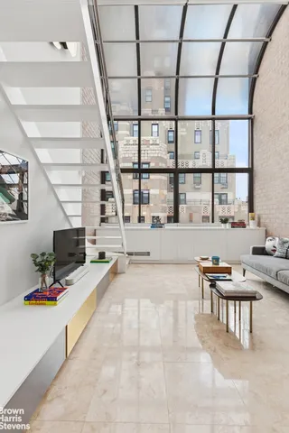 $1,600,000 | 32 East 76th Street, Unit 1403 | Lenox Hill