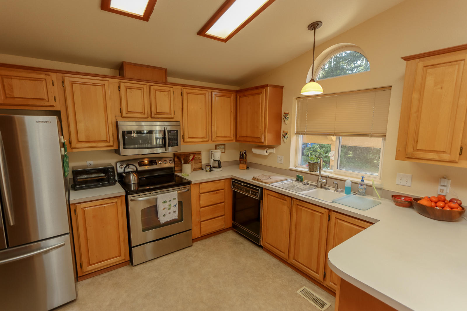 391 Winkler Street Wheeler, OR 97147 - Photo 7 of 29 391 Winckler Street