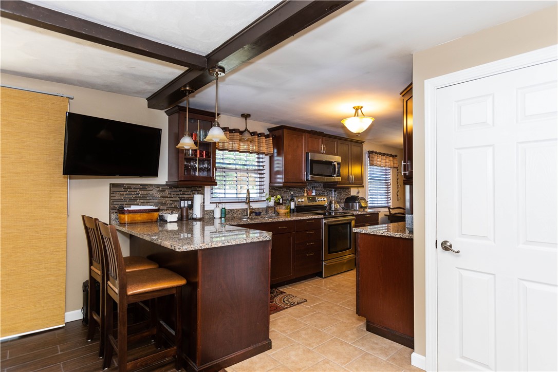 24 Long Pond Road Coventry, RI 02816 - Photo 11 of 24