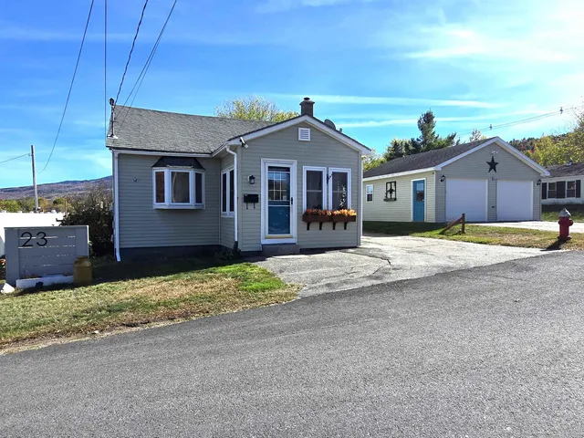 $170,000 | 23 Union Street, Gorham, NH 03581