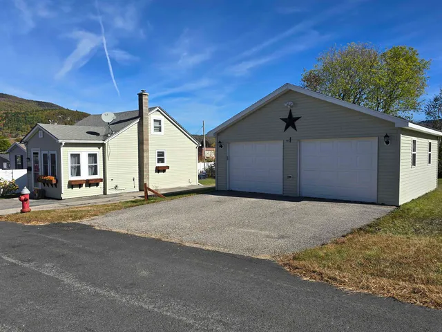 $170,000 | 23 Union Street, Gorham, NH 03581