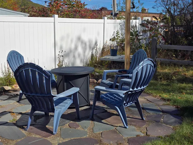 $170,000 | 23 Union Street, Gorham, NH 03581