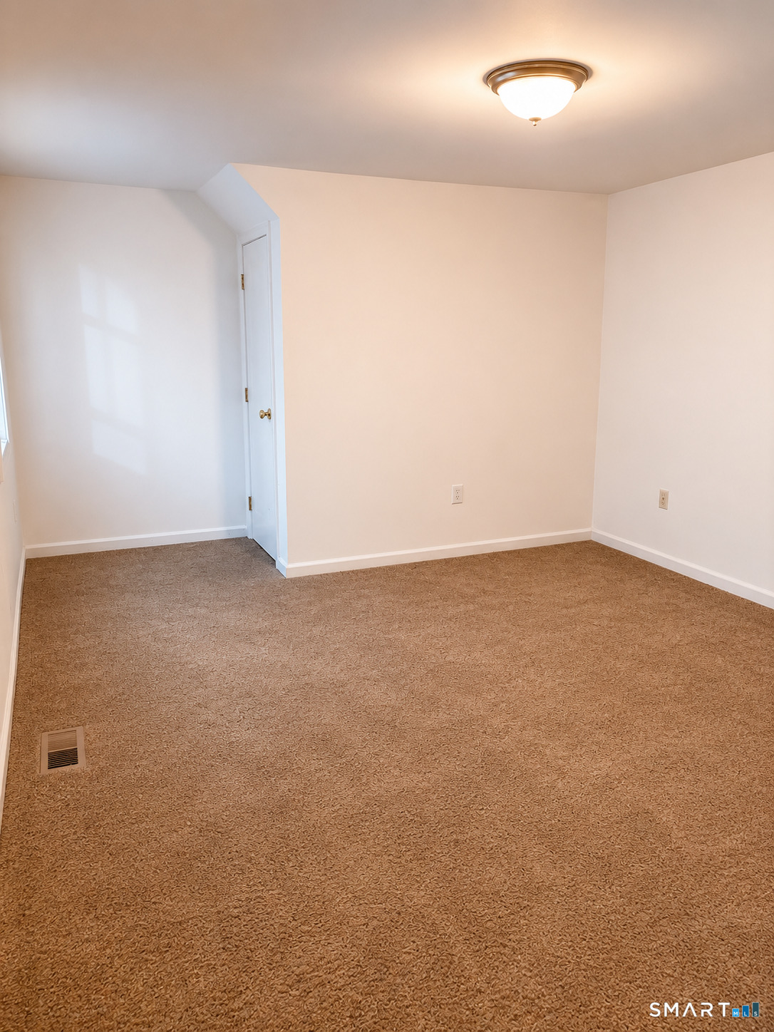 18 North 3rd Street Meriden, CT 06451 - Photo 19 of 32