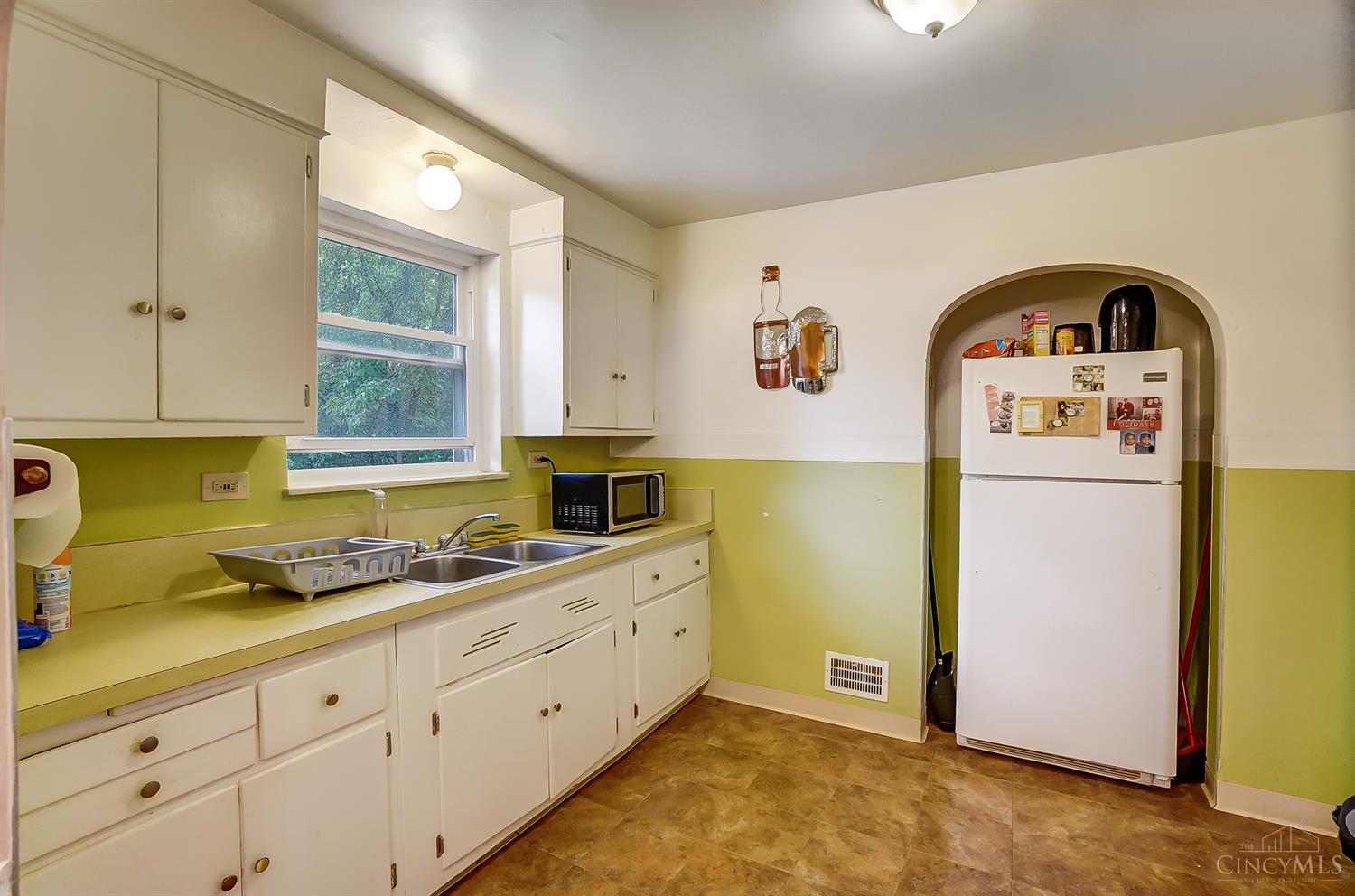 3535 Werk Road Cincinnati, OH 45248 - Photo 4 of 56