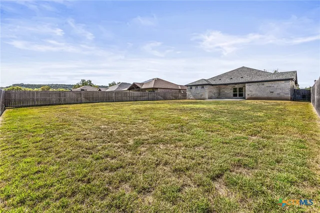$429,900 | 220 Pecan Meadow Lane, Belton, TX 76513