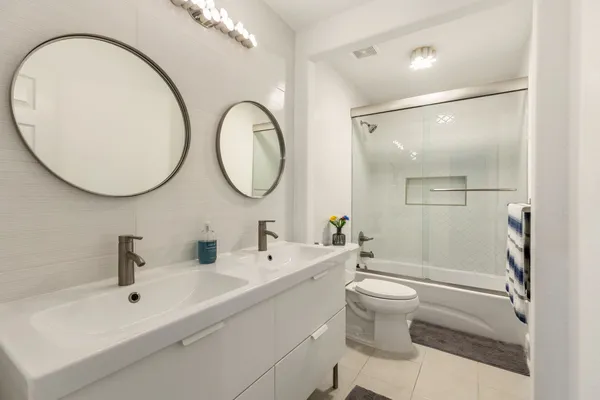 $569,000 | 9102 Night Beacon Point Drive, Spring, TX 77379