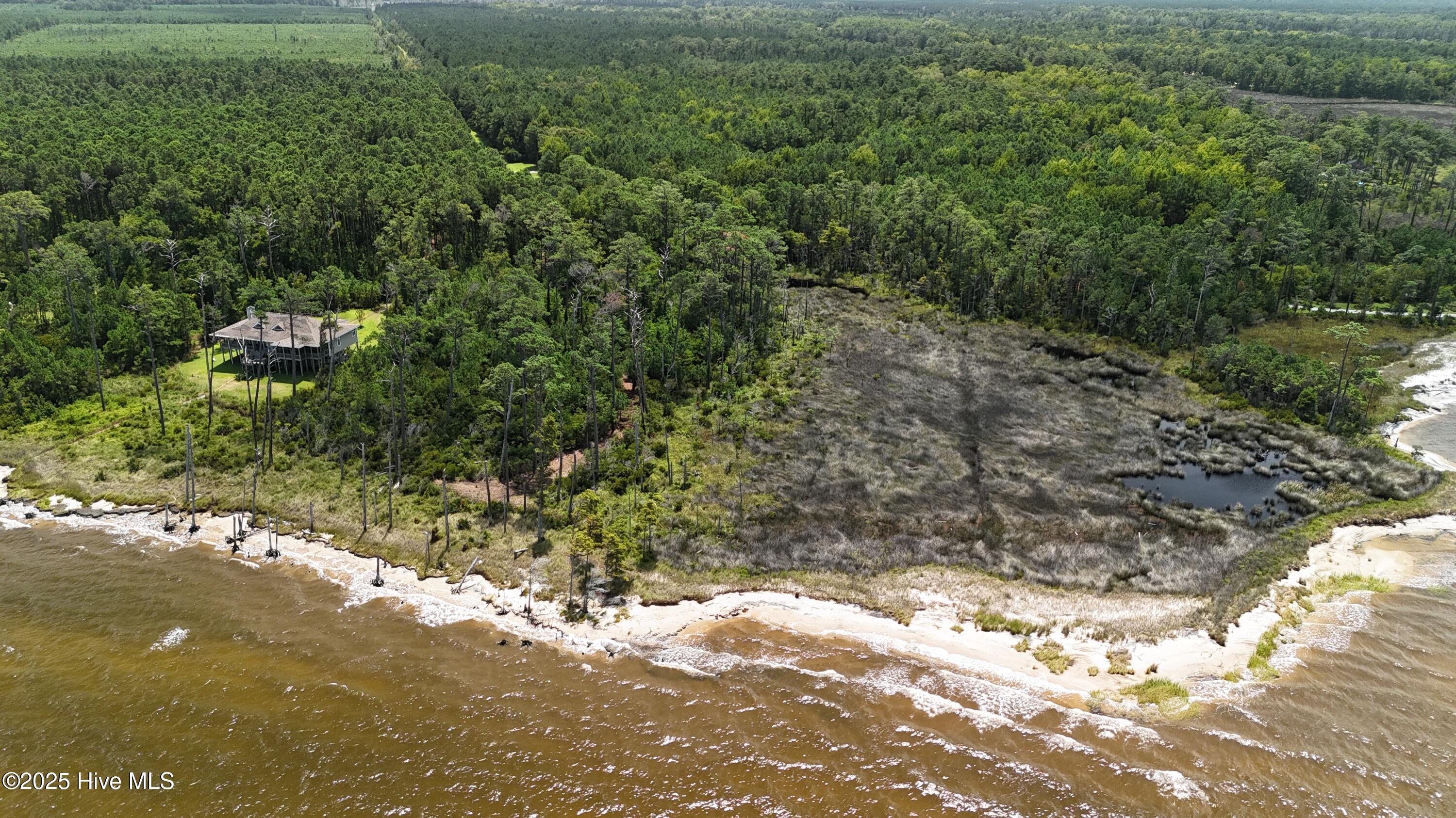 740 Sandy Point Drive Beaufort, NC 28516 - Photo 18 of 47 DJI_20250805133830_0386_D