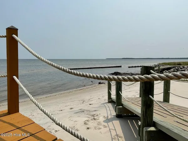 $249,000 | 740 Sandy Point Drive, Beaufort, NC 28516