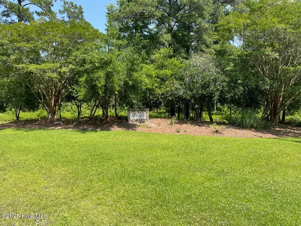 $249,000 | 740 Sandy Point Drive, Beaufort, NC 28516