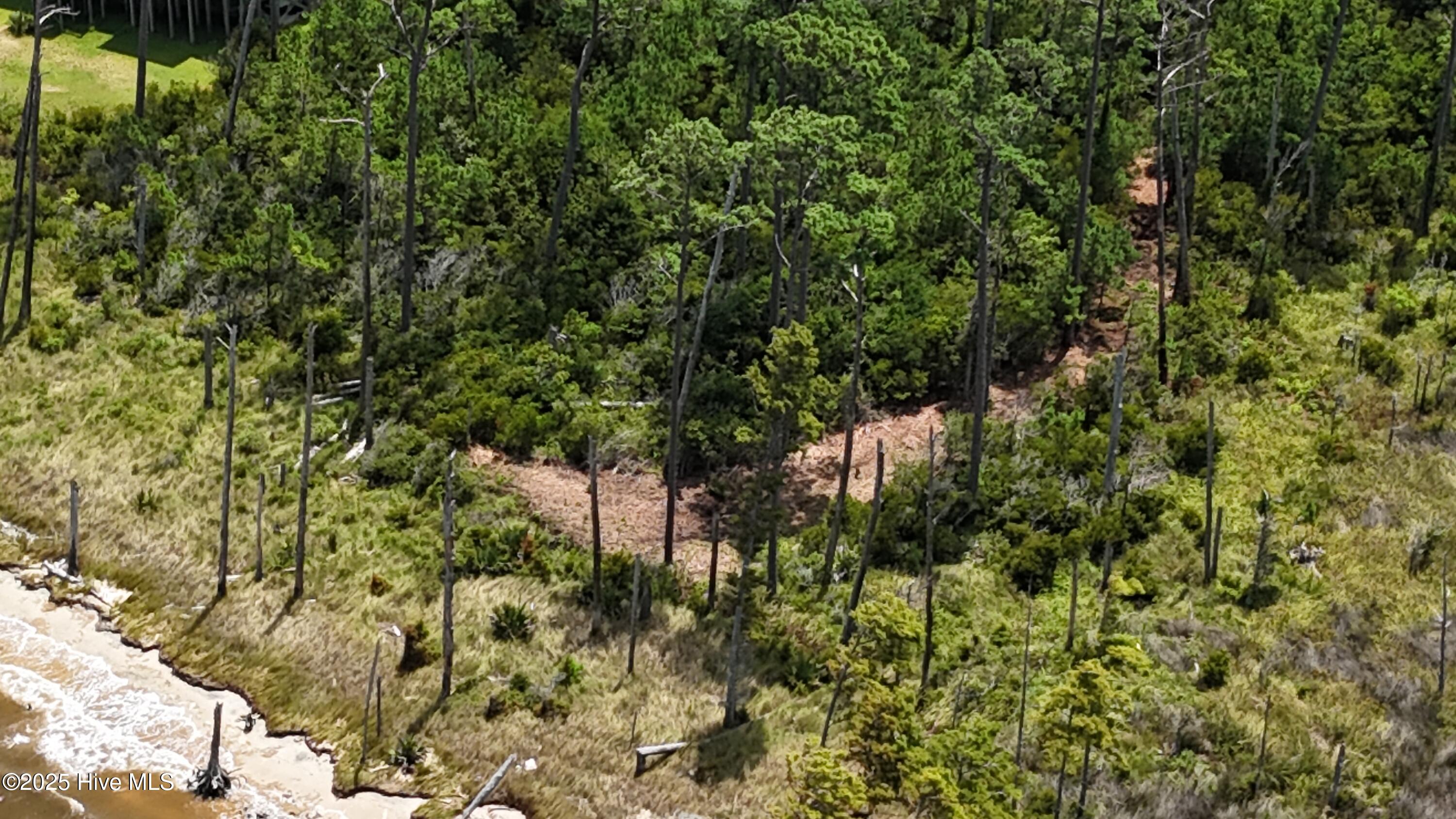 740 Sandy Point Drive Beaufort, NC 28516 - Photo 9 of 47 DJI_20250805133701_0380_D