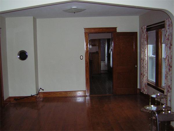 56 Elm Street Webster, MA 01570 - Photo 9 of 12 Gallery Image 9
