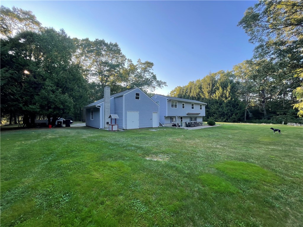 184 New Road Exeter, RI 02822 - Photo 4 of 8