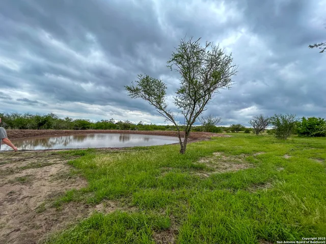 $635,500 | 1 Us-181, Kenedy, TX 78119