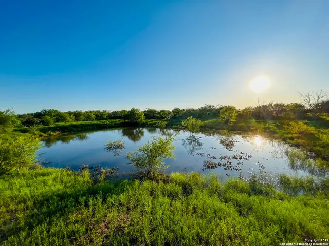 $635,500 | 1 Us-181, Kenedy, TX 78119