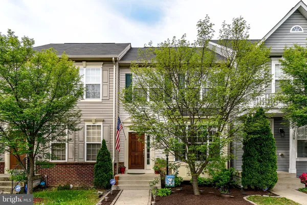 $3,050 | 2372 Battery Hill Circle, Woodbridge, VA 22191