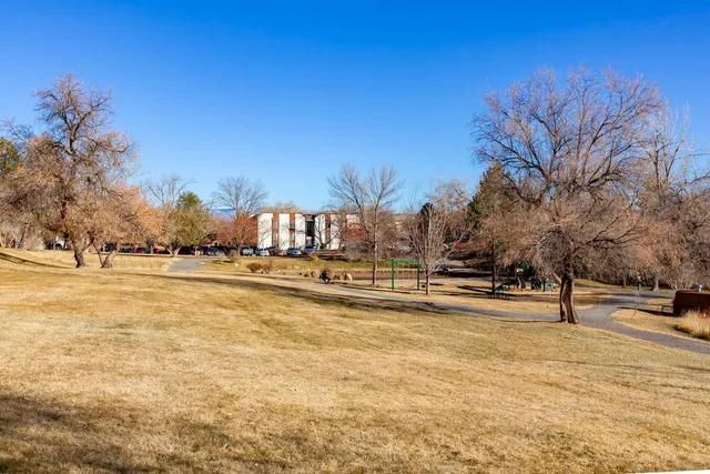 $220,000 | 3150 Lakeside Drive, Unit 206, Grand Junction, CO 81506