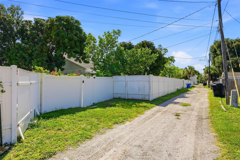 4570 Haines Road North St. Petersburg, FL 33714 - Photo 28 of 29