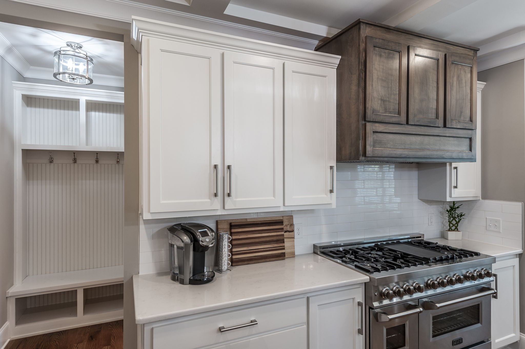 872 Douglas Bend Road Gallatin, TN 37066 - Photo 17 of 80 a kitchen with granite countertop a stove and cabinets