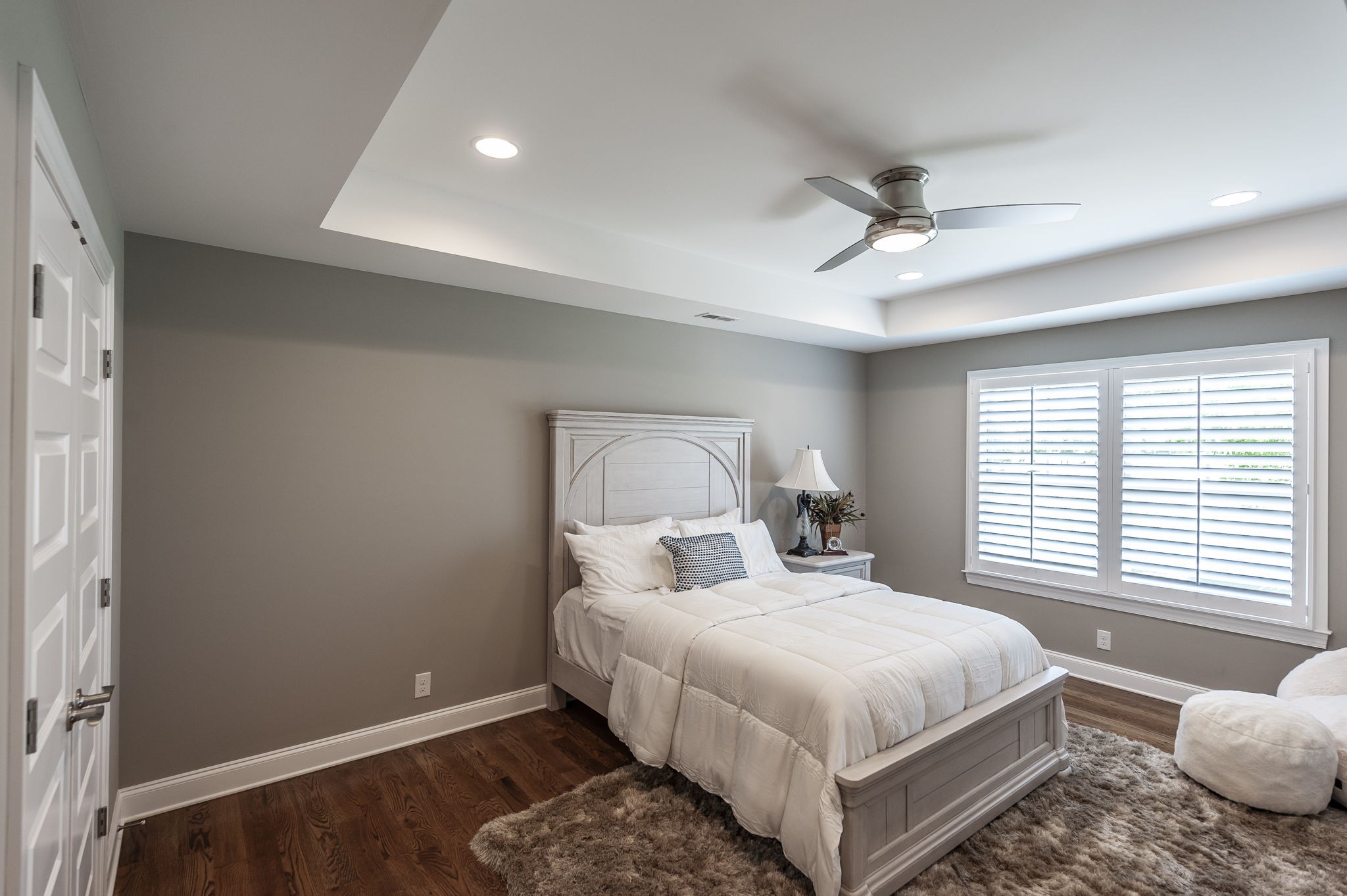 872 Douglas Bend Road Gallatin, TN 37066 - Photo 42 of 80 a bedroom with a bed and a window