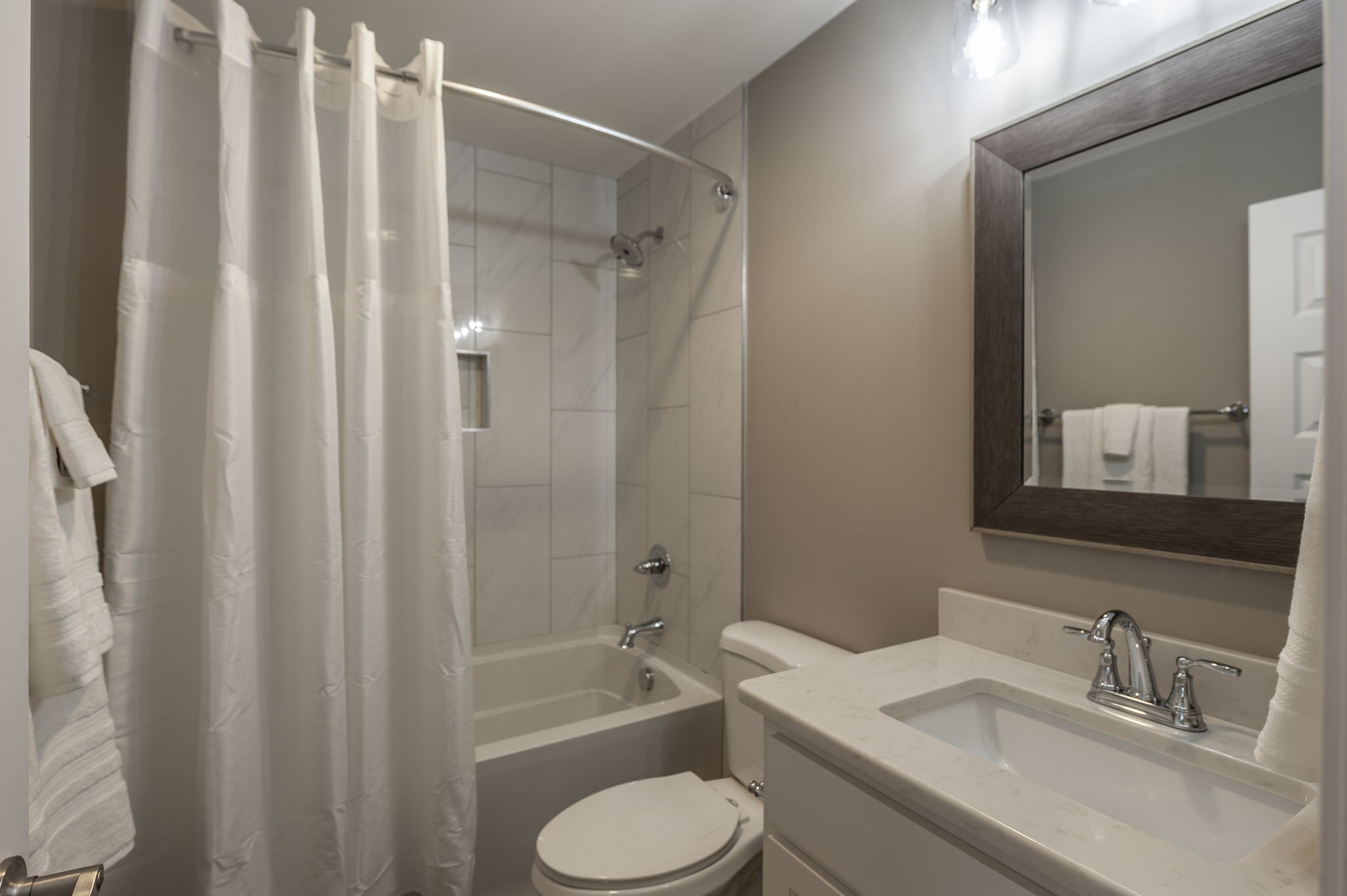 872 Douglas Bend Road Gallatin, TN 37066 - Photo 44 of 80 a bathroom with a sink toilet and shower