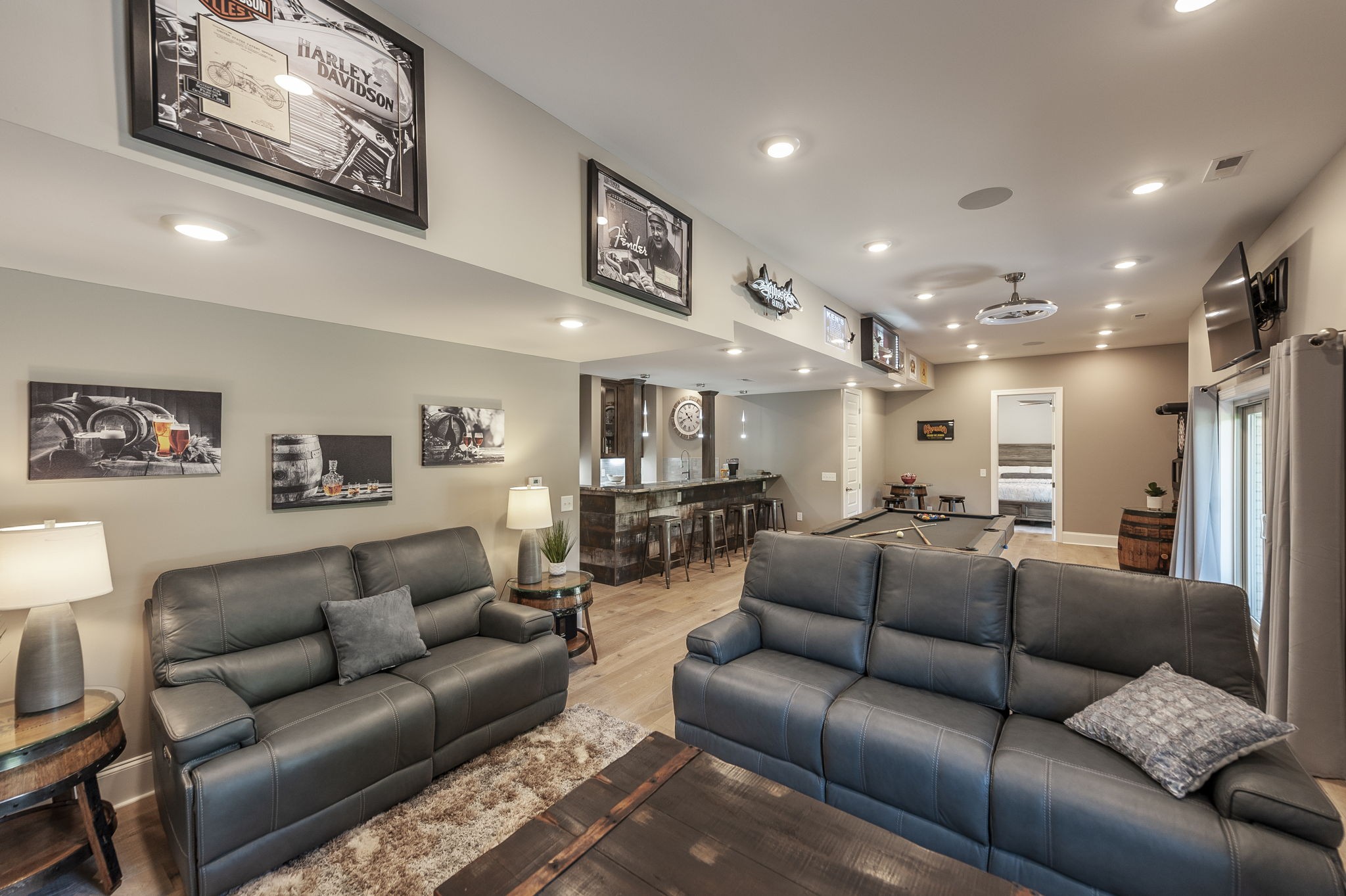 872 Douglas Bend Road Gallatin, TN 37066 - Photo 59 of 80 a living room with furniture and a ceiling fan