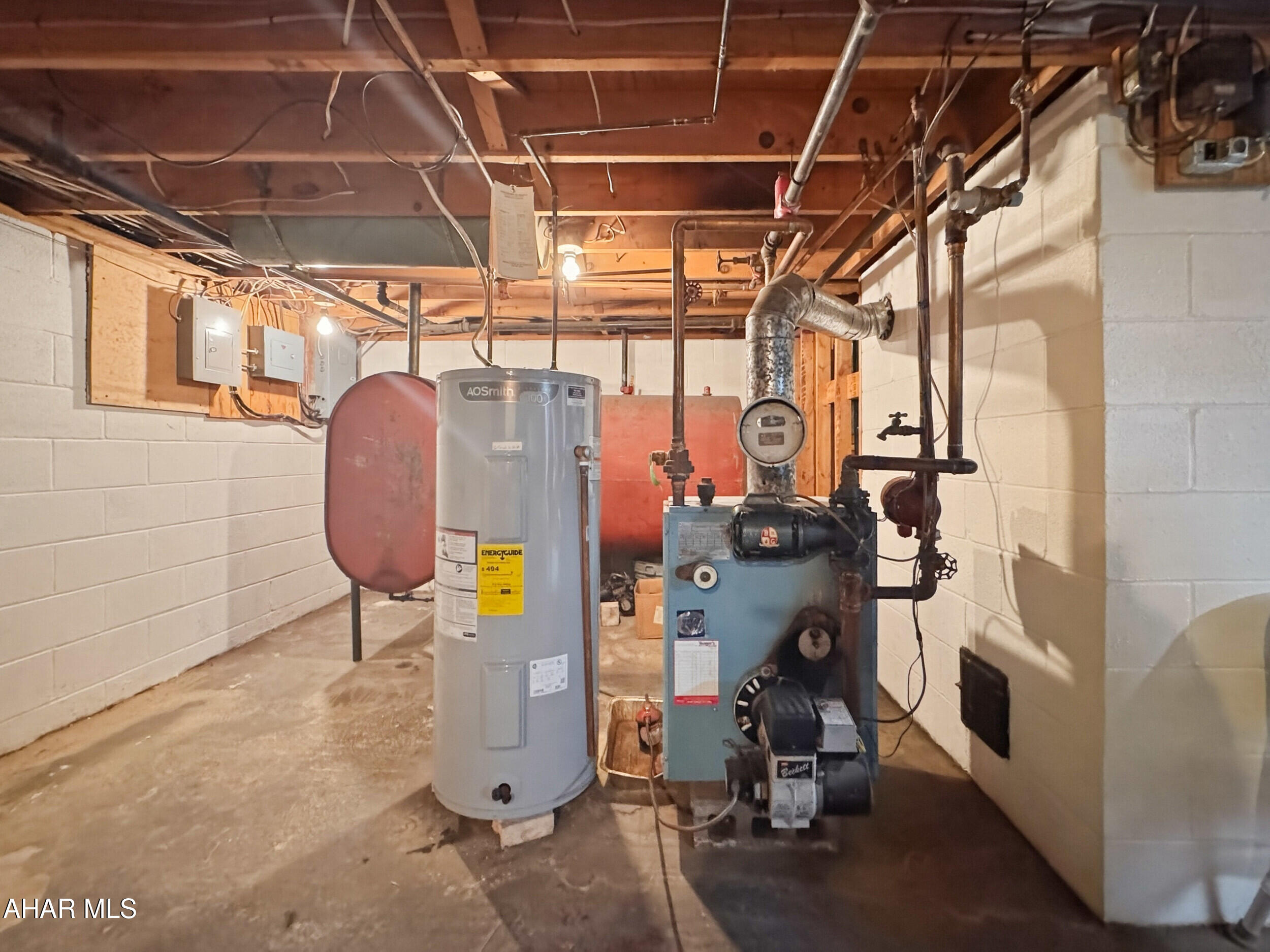 506 Ruby Street Windber, PA 15963 - Photo 37 of 38 a view of a room with gym equipment