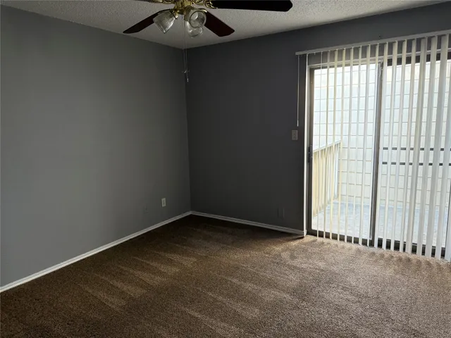 $1,375 | 2501 Gulf Freeway, Unit 262C, Dickinson, TX 77539