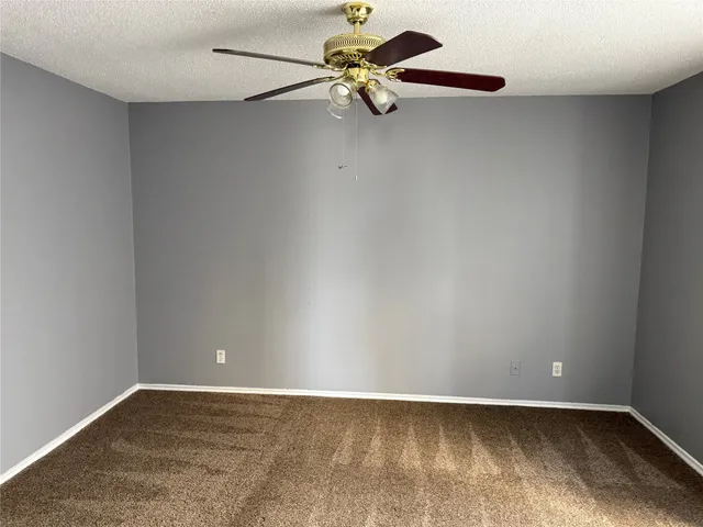 $1,375 | 2501 Gulf Freeway, Unit 262C, Dickinson, TX 77539